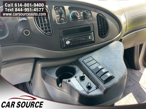Used 2008 Ford E-350 and Econoline 350 Super Duty RWD image 8