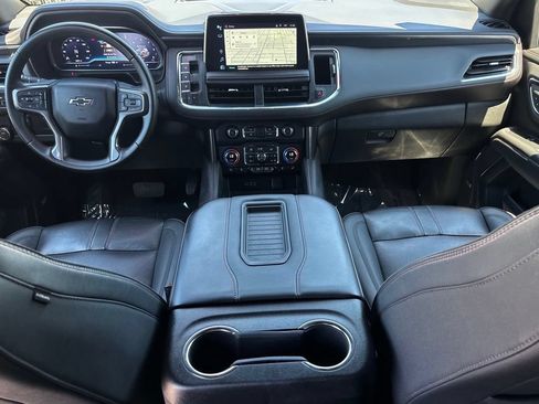 Used 2024 Chevrolet Suburban RST RWD image 20
