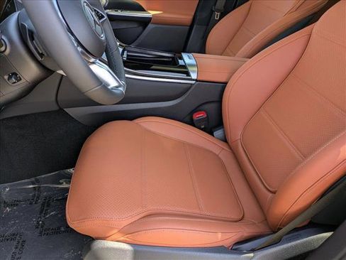 New 2026 Mercedes-Benz GLC 300 image 4