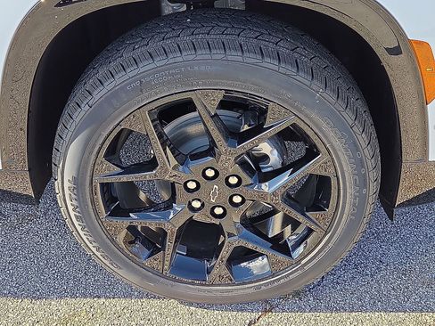 New 2026 Chevrolet Traverse RS image 7