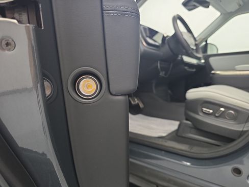 Used 2024 Rivian R1T Adventure AWD/4WD image 30