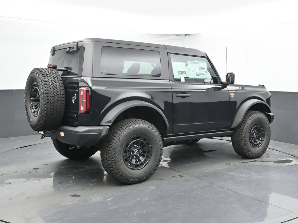 New 2026 Ford Bronco Badlands w/ Sasquatch Package AWD/4WD image 2