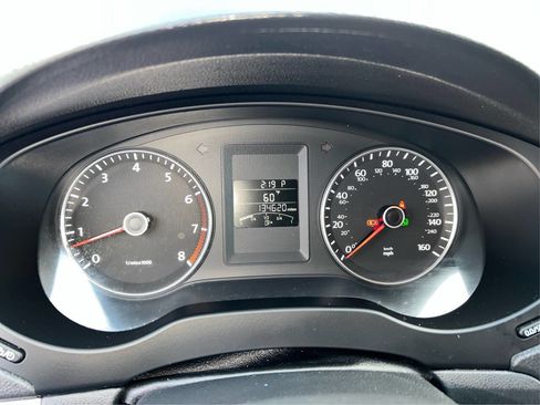 Used 2013 Volkswagen Jetta SE image 15