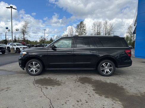Used 2024 Ford Expedition Max Limited image 2