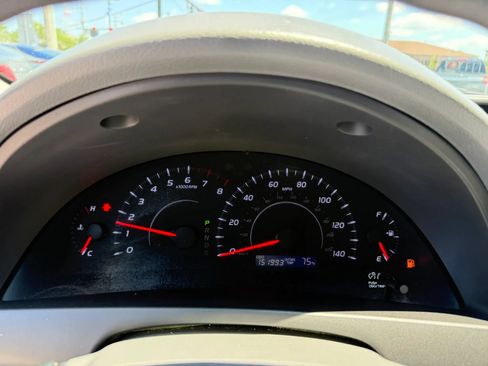 Used 2011 Toyota Camry LE FWD image 20