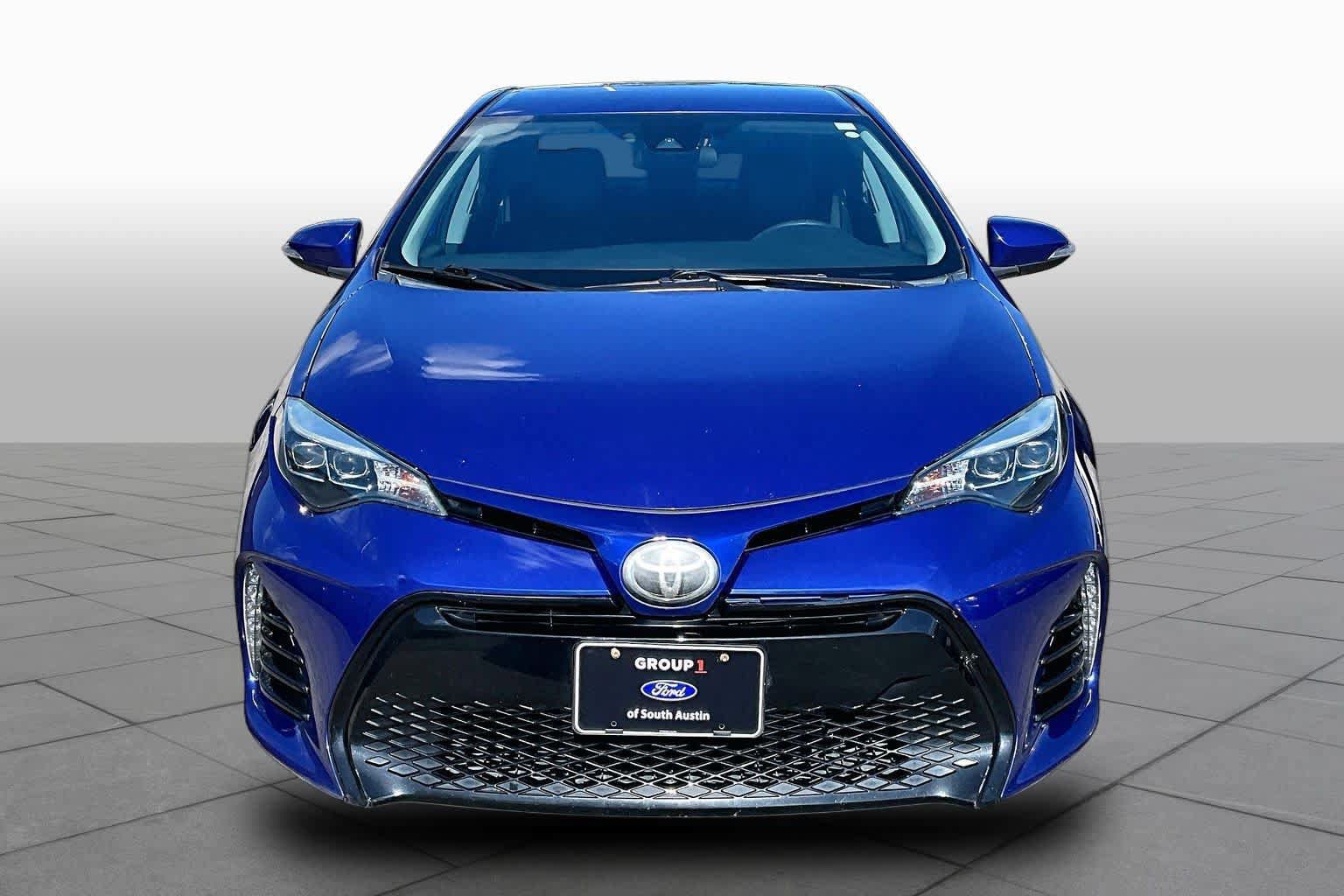 Used 2017 Toyota Corolla SE FWD image 4