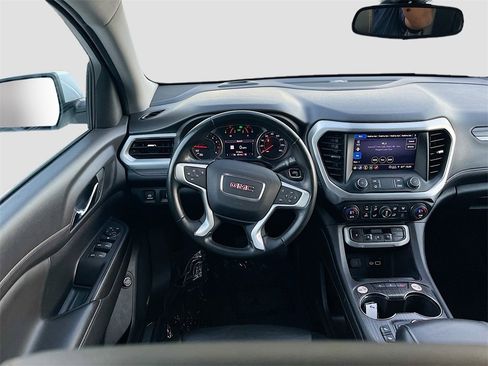 Used 2023 GMC Acadia SLT image 24