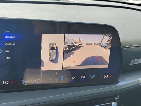 New 2026 Chevrolet Traverse LT FWD image 27