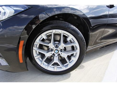 Used 2025 BMW 330i xDrive Sedan image 29