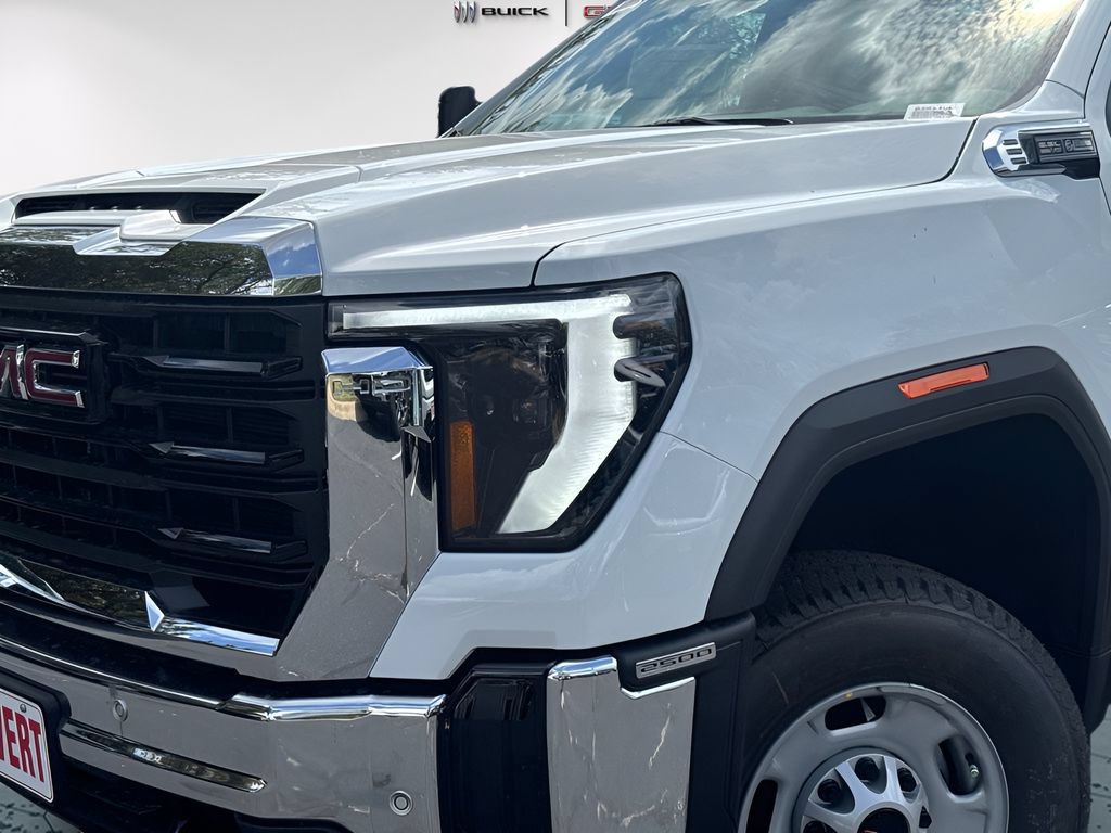 New 2026 GMC Sierra 2500 Pro w/ 1SA Pro Safety Plus Package AWD/4WD image 3