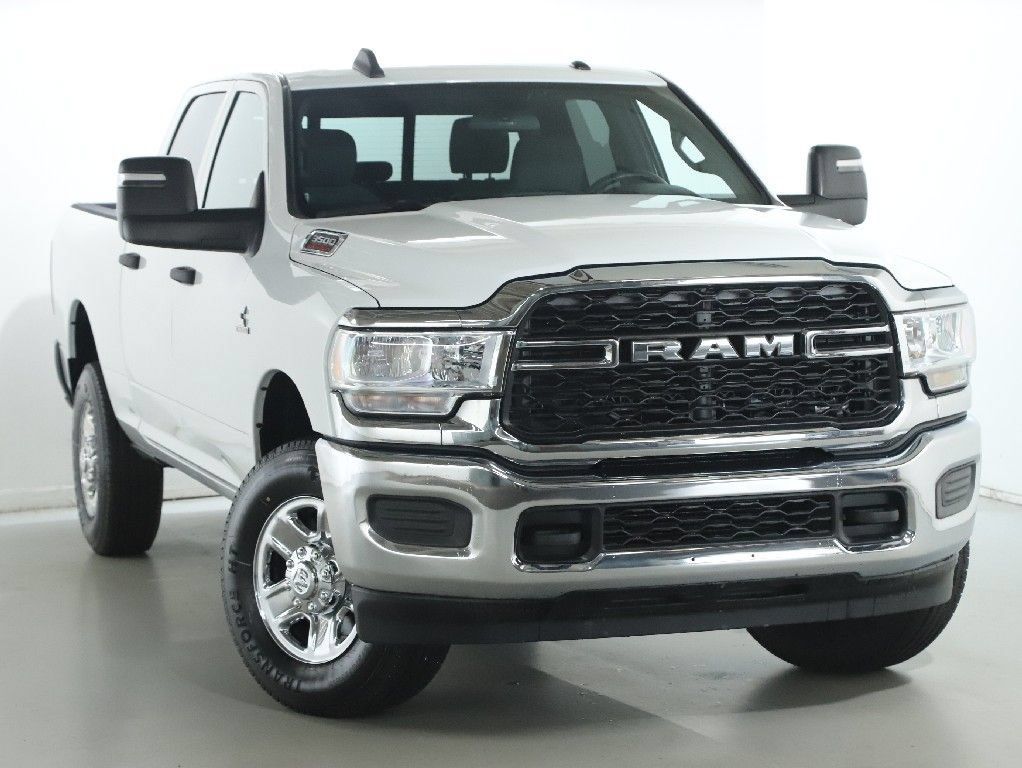 Used 2024 RAM 3500 Tradesman w/ Chrome Appearance Group AWD/4WD image 2