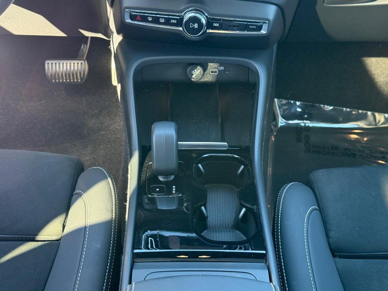 Certified 2023 Volvo C40 P8 Recharge Ultimate AWD/4WD image 15