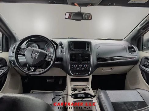 Used 2018 Dodge Grand Caravan SXT FWD image 20