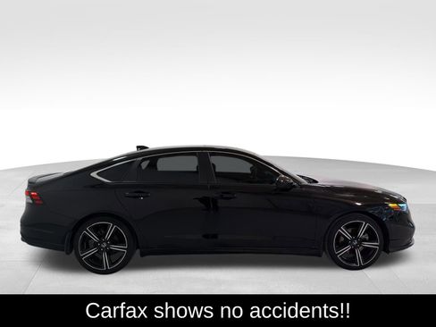 Used 2023 Honda Accord Sport image 2