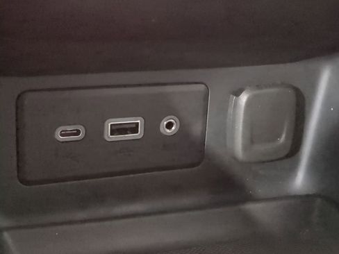 Used 2022 GMC Terrain SLE w/ Driver Convenience Package image 36