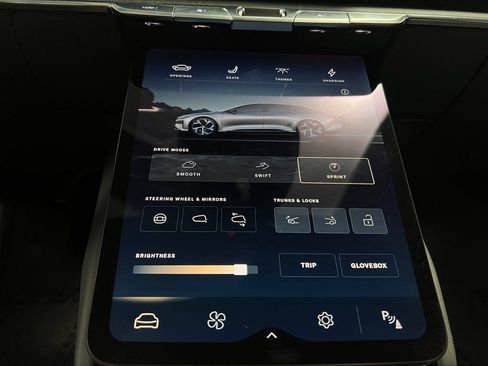 Used 2025 Lucid Air Touring AWD/4WD image 31
