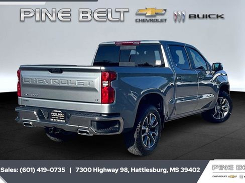 New 2026 Chevrolet Silverado 1500 LT w/ Z71 Off-Road Package AWD/4WD image 12