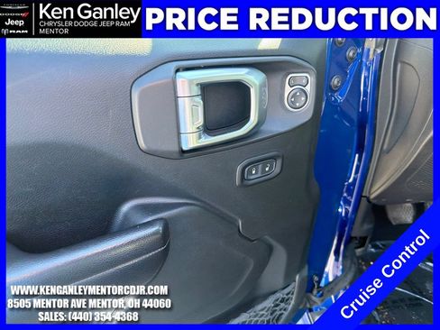 Used 2018 Jeep Wrangler Unlimited Rubicon AWD/4WD image 11