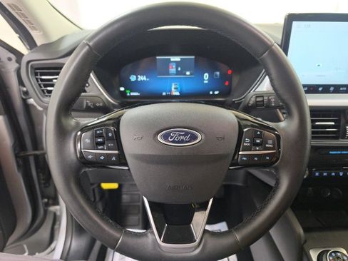 Used 2024 Ford Escape Platinum AWD/4WD image 8