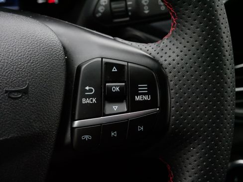 Used 2023 Ford Escape ST-Line image 25