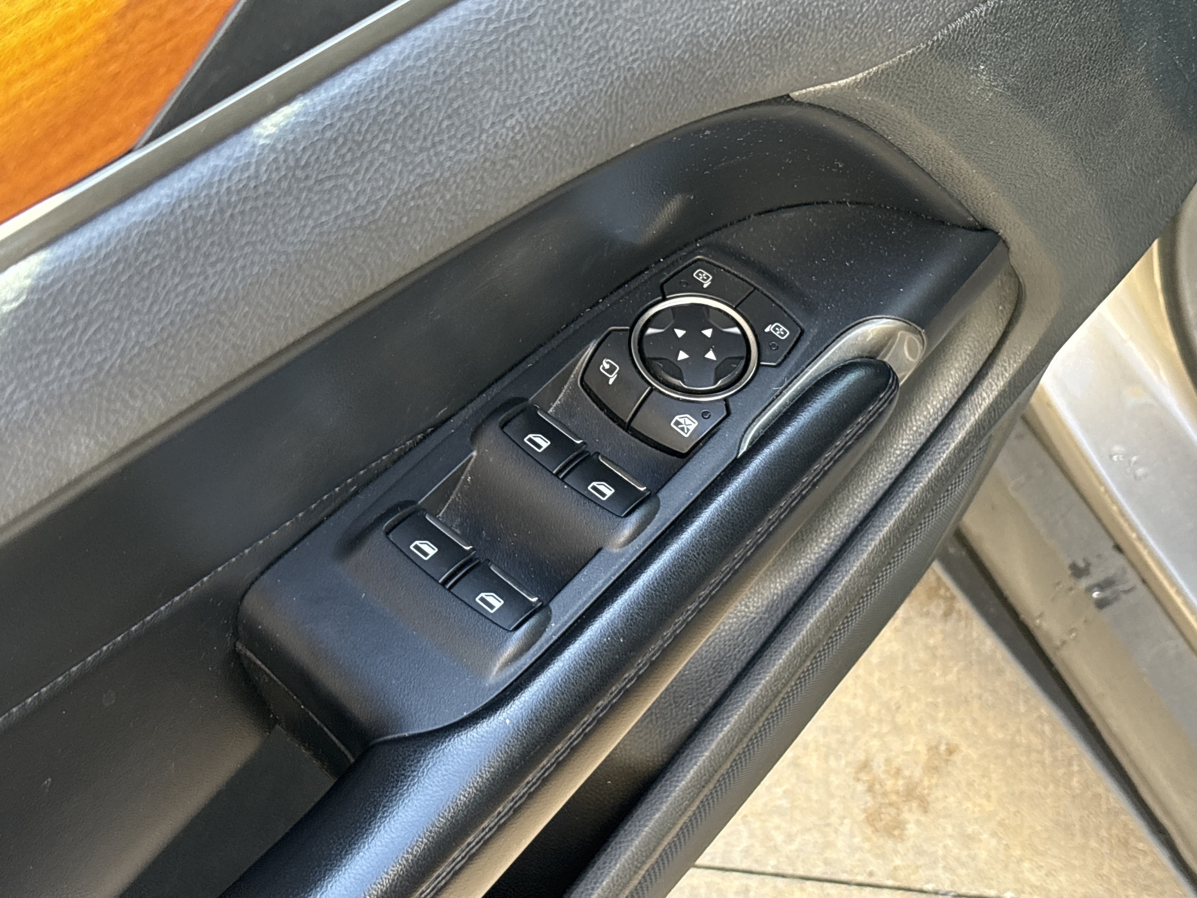 Used 2017 Lincoln MKC Reserve AWD/4WD image 15