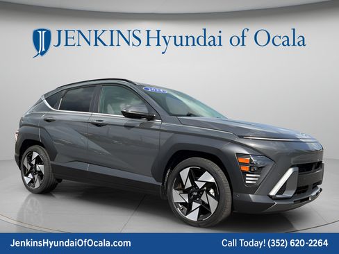 Used 2024 Hyundai Kona Limited FWD image 1