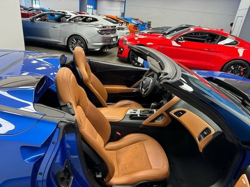Used 2019 Chevrolet Corvette ZR1 RWD image 17