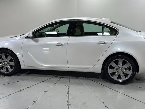 Used 2017 Buick Regal Premium w/ Driver Confidence Package #1 image 8