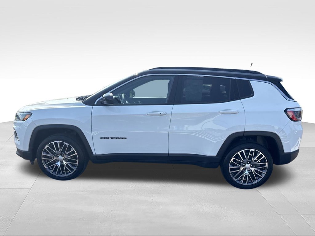 Certified 2023 Jeep Compass Limited w/ Elite Group AWD/4WD image 7