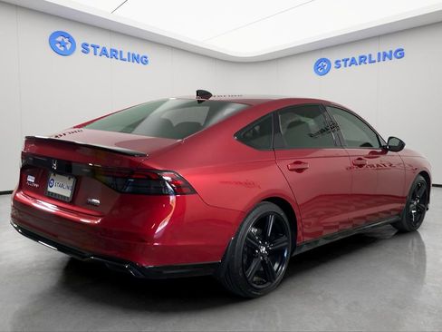 Used 2024 Honda Accord Sport image 9