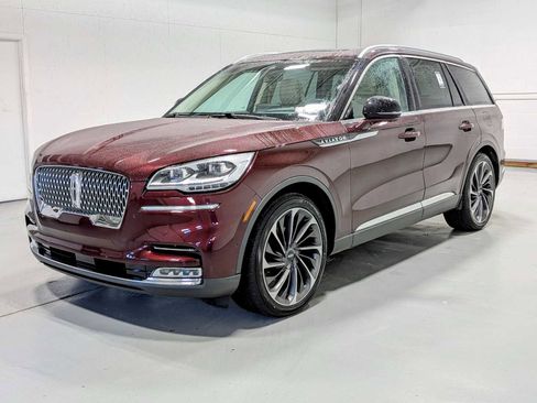Used 2020 Lincoln Aviator Reserve w/ Equipment Group 202A image 1