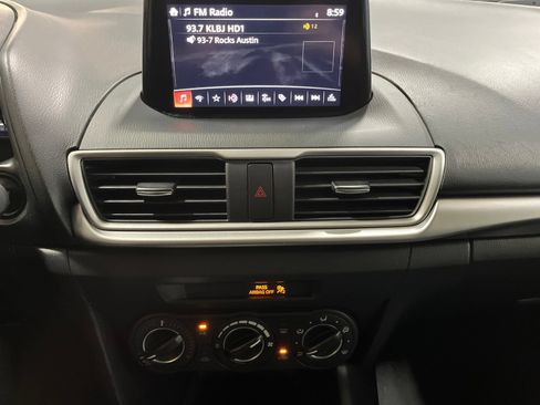 Used 2017 MAZDA MAZDA3 Sport w/ Preferred Equipment Package FWD image 24