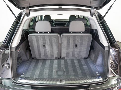 Used 2023 Audi Q7 2.0T Premium w/ Convenience Package image 8