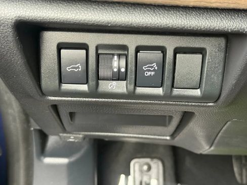 Used 2020 Subaru Outback Touring XT AWD/4WD image 39
