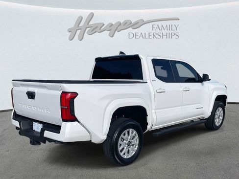 Used 2024 Toyota Tacoma SR5 image 34