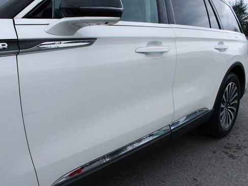 Used 2023 Lincoln Aviator Reserve w/ Elements Package Plus image 48