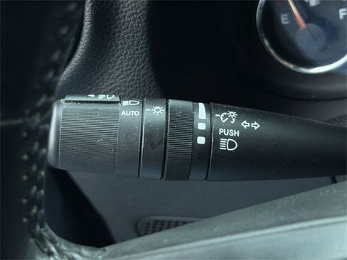 Used 2015 Jeep Wrangler Unlimited Sahara image 33