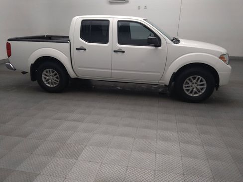 Used 2019 Nissan Frontier SV w/ Value Truck Package RWD image 11