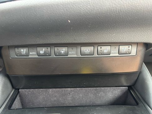 Used 2023 Lexus ES 350 w/ Luxury Package image 26