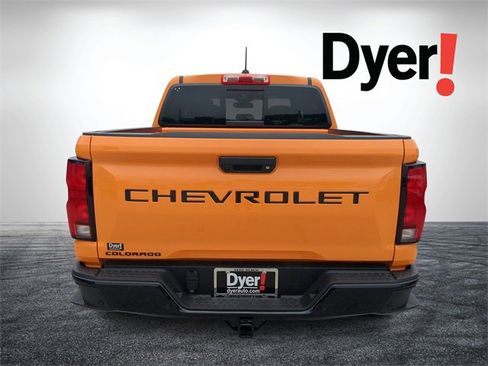 Certified 2025 Chevrolet Colorado Z71 w/ Z71 Convenience Package 2 image 5