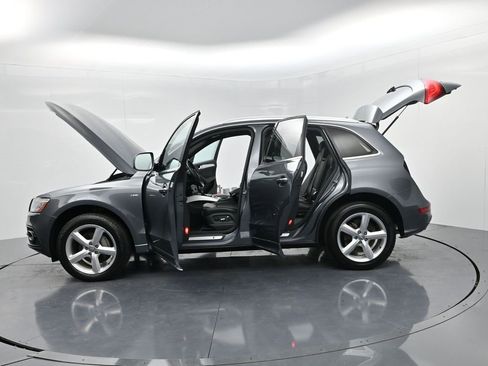 Used 2017 Audi Q5 2.0T Premium Plus w/ Technology Package image 54