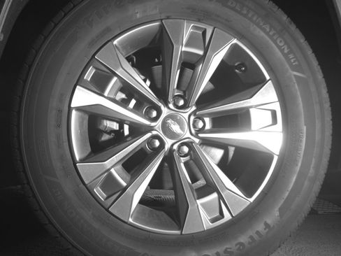 Used 2025 Chevrolet Equinox LT image 12