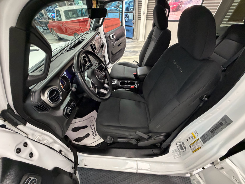 Used 2018 Jeep Wrangler Unlimited Sahara w/ Uconnect 4C Nav & Sound Group AWD/4WD image 52