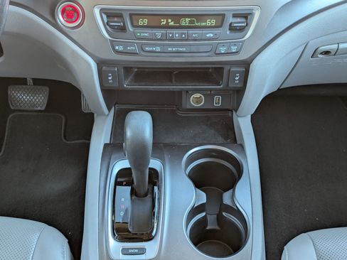 Used 2019 Honda Ridgeline RTL-T image 19