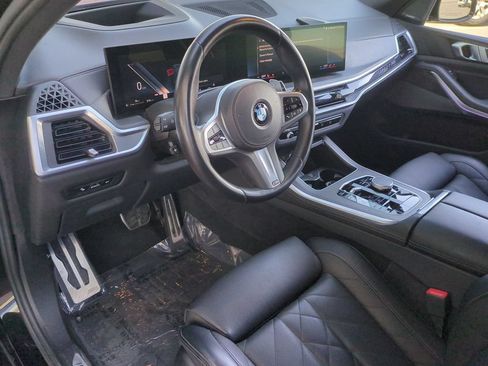 Used 2024 BMW X5 xDrive40i w/ M Sport Package AWD/4WD image 11