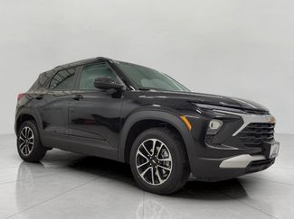 Used 2025 Chevrolet TrailBlazer LT video 1