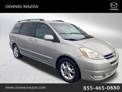 Used 2005 Toyota Sienna XLE Limited FWD image 1