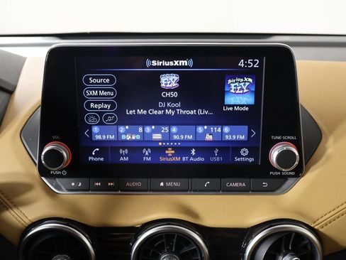 Used 2023 Nissan Sentra SV w/ SV Premium Package image 42