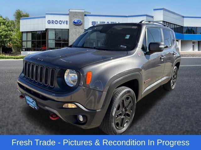 Used 2018 Jeep Renegade Trailhawk AWD/4WD image 1
