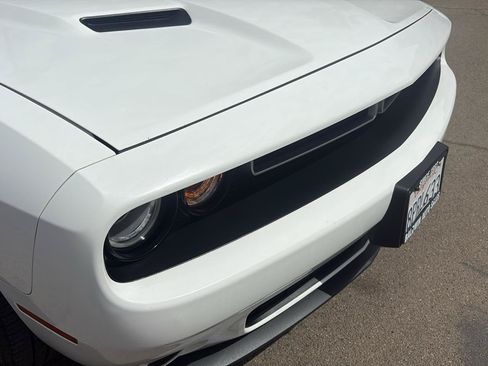 Used 2019 Dodge Challenger SXT RWD image 24